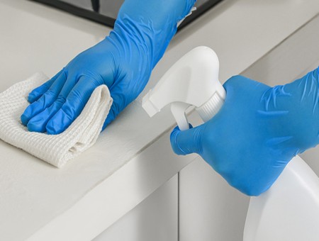¿Qué son los guantes de nitrilo?